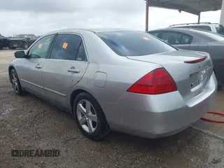 2007 Honda Accord LX with VIN JHMCM564X7C021650, listed as a IAAI auction lot 42576746 with 261,206 mi miles and . Bid and sale history available at DreamBid. Image 3.