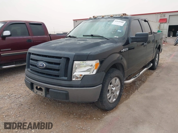 2010 Ford F-150 XL with VIN 1FTEW1CW6AKA27364, listed as a IAAI auction lot 41939980 with 320,285 mi miles. Bid and sale history available at carsss.com. Image 2.