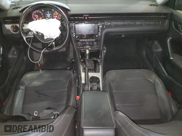 2020 Volkswagen Passat SE with VIN 1VWSA7A38LC008225, listed as a Copart auction lot 58100735 with 81,673 mi miles and Non repairable. Bid and sale history available at DreamBid. Image 8.