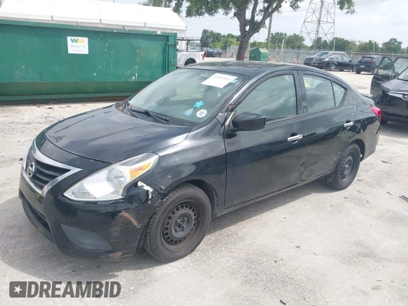 2017 Nissan Versa SV z VIN 3N1CN7APXHL834815, wystawiony jako IAAI lot #42432514 z przebiegiem 115 981 mil mil oraz . Historia ofert i sprzedaży dostępna na DreamBid. Obrazek 2.