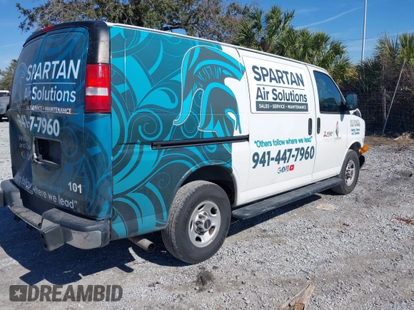 2020 GMC Savana Cargo Van with VIN 1GTW7AFG9L1217383, listed as a IAAI auction lot 41469537 with 85,439 mi miles. Bid and sale history available at carsss.com. Image 4.