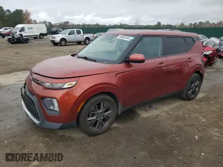 2021 Kia Soul LX with VIN KNDJ23AU2M7794692, listed as a Copart auction lot 84605444 with 98,333 mi miles and Salvage Title. Bid and sale history available at carsss.com. Image 1.