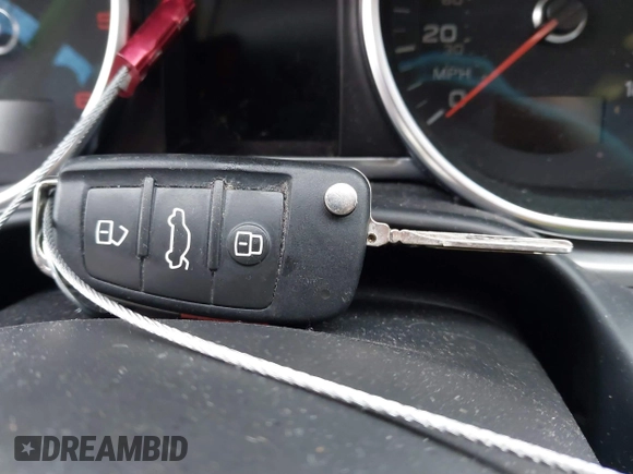 2015 Audi Q7 Prestige with VIN WA1VMAFE9FD024375, listed as a IAAI auction lot 41575018 with 133,495 mi miles and . Bid and sale history available at DreamBid. Image 11.