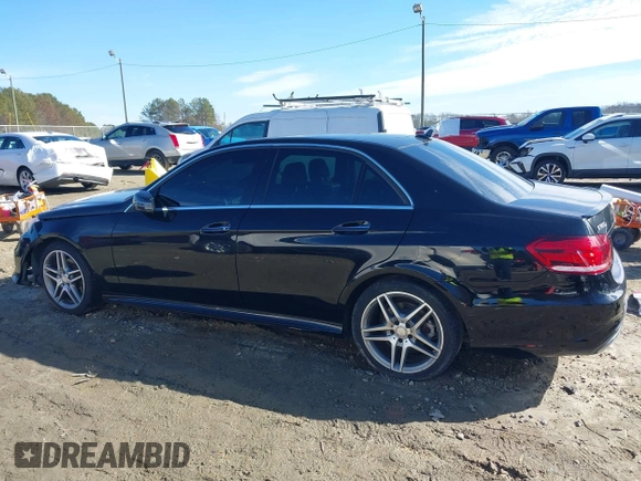 2015 Mercedes-Benz E-Class E 350 Luxury with VIN WDDHF8JB7FB115231, listed as a IAAI auction lot 41363482 with 132,000 mi miles. Bid and sale history available at carsss.com. Image 14.