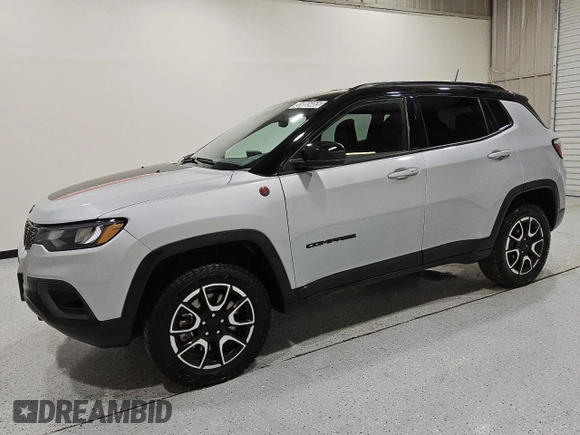 2024 Jeep Compass Trailhawk with VIN 3C4NJDDN5RT149827, listed as a Copart auction lot 55865465 with 31,565 mi miles and Clean title. Bid and sale history available at DreamBid. Image 1.