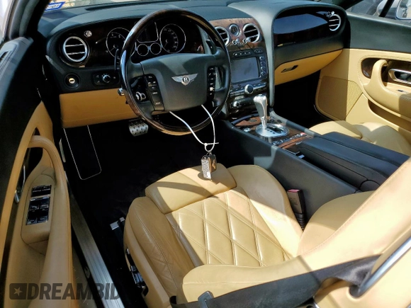 2006 Bentley Continental GT GT z VIN SCBCR63W96C038598, wystawiony jako Copart lot #57393355 z przebiegiem 35 297 mil mil oraz Czysty tytuł • Clean title. Historia ofert i sprzedaży dostępna na DreamBid. Obrazek 8.