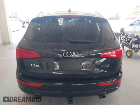 2014 Audi Q5 Premium Plus z VIN WA1LFAFP9EA085812, wystawiony jako IAAI lot #42275423 z przebiegiem 149 694 mil mil oraz . Historia ofert i sprzedaży dostępna na DreamBid. Obrazek 17.