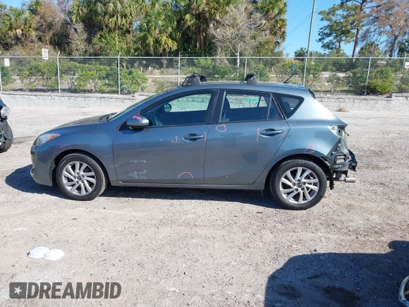 2013 Mazda 3 i Touring with VIN JM1BL1L84D1714768, listed as a IAAI auction lot 41697568 with 115,844 mi miles and . Bid and sale history available at carsss.com. Image 15.