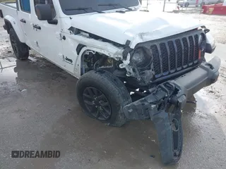 2022 Jeep Gladiator Texas Trail z VIN 1C6HJTAG8NL152487, wystawiony jako IAAI lot #41053737 z przebiegiem 49 411 mil mil oraz . Historia ofert i sprzedaży dostępna na DreamBid. Obrazek 6.