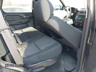 2012 Chevrolet Tahoe LS z VIN 1GNSCAE07CR222086, wystawiony jako IAAI lot #40565065 z przebiegiem 316 041 mil mil oraz . Historia ofert i sprzedaży dostępna na DreamBid. Obrazek 8.