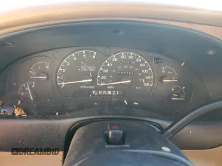 1996 Ford Explorer XL с VIN 1FMDU34X5TUB99456, выставлен на аукционе Copart как лот 42490715 с пробегом 177 769 миль миль и Списание • Salvage title. История ставок и продаж доступна на DreamBid. Изображение 9.