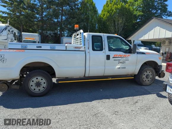 2011 Ford F-350 с VIN 1FT7X3B6XBEC03772, выставлен на аукционе IAAI как лот 42865380 с пробегом 271 369 миль миль и . История ставок и продаж доступна на DreamBid. Изображение 25.