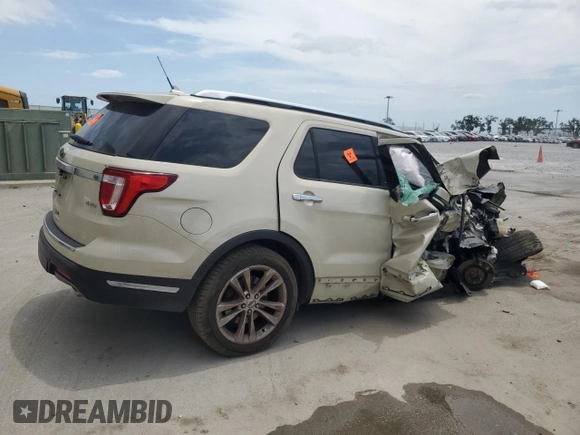 2018 Ford Explorer Limited with VIN 1FM5K8F88JGB86452, listed as a Copart auction lot 54562565 with Not Provided miles and Salvage Title. Bid and sale history available at carsss.com. Image 3.