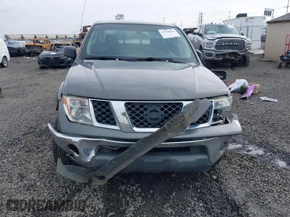2007 Nissan Frontier SE z VIN 1N6AD06U97C442798, wystawiony jako IAAI lot #41548424 z przebiegiem 230 153 mil mil oraz . Historia ofert i sprzedaży dostępna na DreamBid. Obrazek 13.