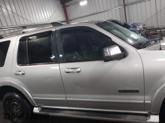 2006 Ford Explorer Limited with VIN 1FMEU75896UA47400, listed as a IAAI auction lot 41827993 with 243,344 mi miles and . Bid and sale history available at DreamBid. Image 14.