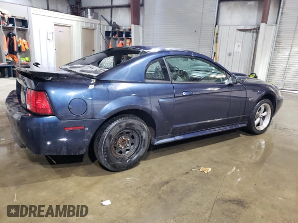 2001 Ford Mustang GT Deluxe with VIN 1FAFP42X61F186011, listed as a Copart auction lot 43812845 with 96,864 mi miles and Salvage Title. Bid and sale history available at carsss.com. Image 3.