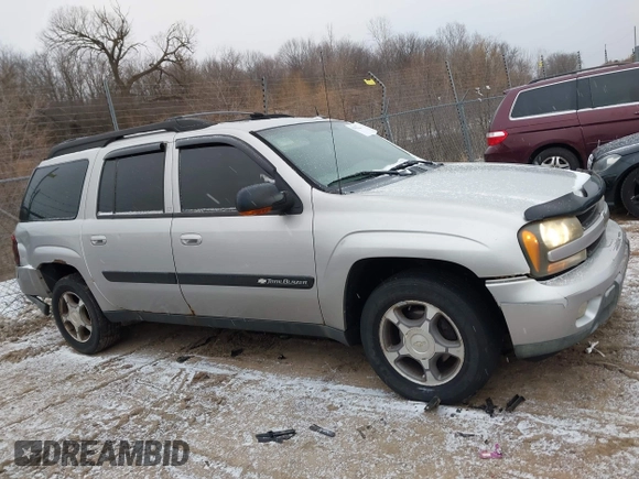 2004 Chevrolet TrailBlazer EXT LS with VIN 1GNET16S346226037, listed as a IAAI auction lot 41565416 with 193,534 mi miles. Bid and sale history available at carsss.com. Image 12.
