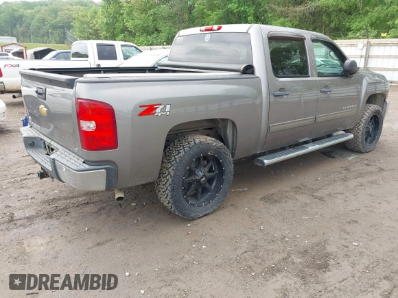 2013 Chevrolet Silverado 1500 LT with VIN 3GCPKSE78DG246175, listed as a IAAI auction lot 42106648 with 161,940 mi miles. Bid and sale history available at carsss.com. Image 4.