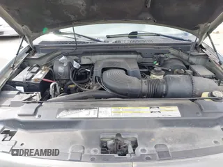 1999 Ford Expedition XLT z VIN 1FMPU18L3XLB21018, wystawiony jako IAAI lot #42003908 z przebiegiem Nie podano mil oraz . Historia ofert i sprzedaży dostępna na DreamBid. Obrazek 10.