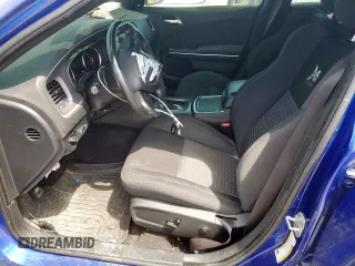 2019 Dodge Charger Scat Pack z VIN 2C3CDXGJXKH553024, wystawiony jako Copart lot #53058985 z przebiegiem 80 575 mil mil oraz Szkoda całkowita • Salvage title. Historia ofert i sprzedaży dostępna na DreamBid. Obrazek 7.