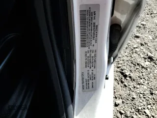 2018 FIAT 500L Pop with VIN ZFBCFAAH1JZ040688, listed as a Copart auction lot 48106215 with 50,096 mi miles and Salvage Title. Bid and sale history available at DreamBid. Image 12.