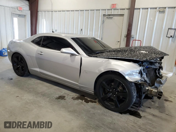 2011 Chevrolet Camaro 1LT z VIN 2G1FB1ED2B9134645, wystawiony jako Copart lot #87642705 z przebiegiem 174 958 mil mil oraz Szkoda całkowita • Salvage title. Historia ofert i sprzedaży dostępna na DreamBid. Obrazek 4.