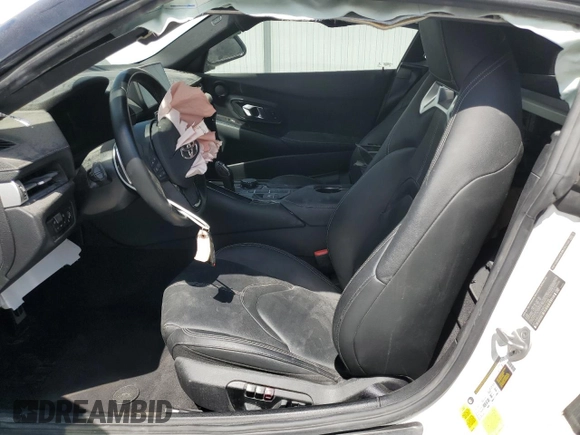 2021 Toyota Supra 3.0 with VIN WZ1DB0C05MW041106, listed as a Copart auction lot 48936695 with Not provided miles and Clean title. Bid and sale history available at DreamBid. Image 7.