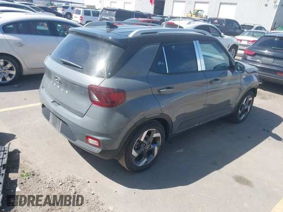 2022 Hyundai Venue SEL with VIN KMHRC8A34NU193027, listed as a IAAI auction lot 42003432 with 16,393 mi miles and . Bid and sale history available at DreamBid. Image 4.