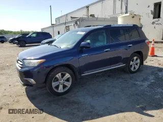 2013 Toyota Highlander Limited with VIN 5TDDK3EH4DS247259, listed as a Copart auction lot 61567225 with 176,763 mi miles and Salvage title. Bid and sale history available at DreamBid. Image 1.