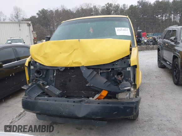 2007 Chevrolet Express Cargo z VIN 1GCFG15X171121111, wystawiony jako IAAI lot #41614012 z przebiegiem 531 158 mil mil oraz . Historia ofert i sprzedaży dostępna na DreamBid. Obrazek 12.