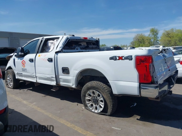 2022 Ford F-250 XL with VIN 1FT7W2BT9NEF32163, listed as a IAAI auction lot 42086399 with Not provided miles and . Bid and sale history available at DreamBid. Image 13.