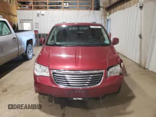 2015 Chrysler Town & Country Touring with VIN 2C4RC1BG4FR707311, listed as a Copart auction lot 67209824 with 95,492 mi miles and Clean Title. Bid and sale history available at carsss.com. Image 5.