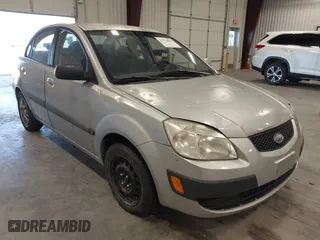 2008 Kia Rio LX with VIN KNADE123786307526, listed as a IAAI auction lot 41723951 with 133,446 mi miles. Bid and sale history available at carsss.com. Image 1.