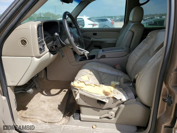 2003 Chevrolet Tahoe LT with VIN 1GNEC13Z43R257506, listed as a Copart auction lot 52912175 with 251,747 mi miles and Salvage Title. Bid and sale history available at carsss.com. Image 7.