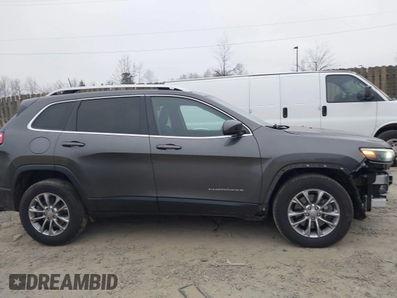 2019 Jeep Cherokee Latitude Plus with VIN 1C4PJMLB4KD323124, listed as a IAAI auction lot 41782873 with 81,929 mi miles and . Bid and sale history available at carsss.com. Image 14.