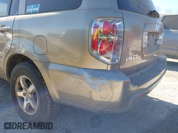 2008 Honda Pilot EX-L with VIN 5FNYF18778B052859, listed as a IAAI auction lot 41695095 with 249,207 mi miles and . Bid and sale history available at DreamBid. Image 15.