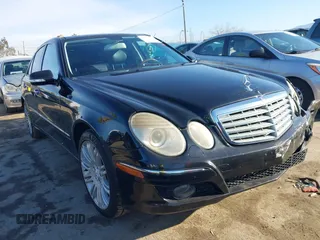 2007 Mercedes-Benz E-Class 3.5L with VIN WDBUF56X97B132401, listed as a IAAI auction lot 41601945 with 174,896 mi miles. Bid and sale history available at carsss.com. Image 1.