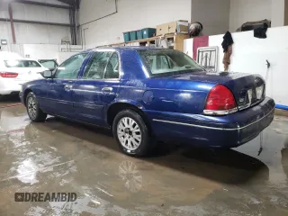 2004 Ford Crown Victoria LX z VIN 2FAFP74W94X171212, wystawiony jako Copart lot #82830214 z przebiegiem 217 595 mil mil oraz Szkody całkowita. Historia ofert i sprzedaży dostępna na DreamBid. Obrazek 2.