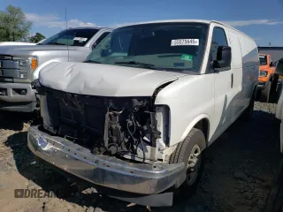 2017 Chevrolet Express Passenger LT z VIN 1GAZGPFF8H1124989, wystawiony jako Copart lot #55575645 z przebiegiem 208 783 mil mil oraz Szkoda całkowita • Salvage title. Historia ofert i sprzedaży dostępna na DreamBid. Obrazek 1.