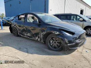 2024 Tesla Model Y z VIN 7SAYGDED7RF162680, wystawiony jako Copart lot #61991495 z przebiegiem Nie podano mil oraz Czysty tytuł • Clean title. Historia ofert i sprzedaży dostępna na DreamBid. Obrazek 4.
