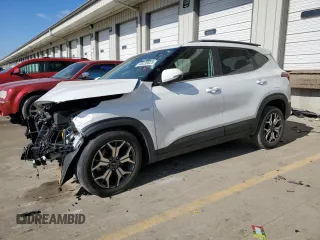2023 Kia Seltos EX with VIN KNDERCAA3P7421412, listed as a Copart auction lot 48239025 with 45,732 mi miles and Salvage Title. Bid and sale history available at carsss.com. Image 1.