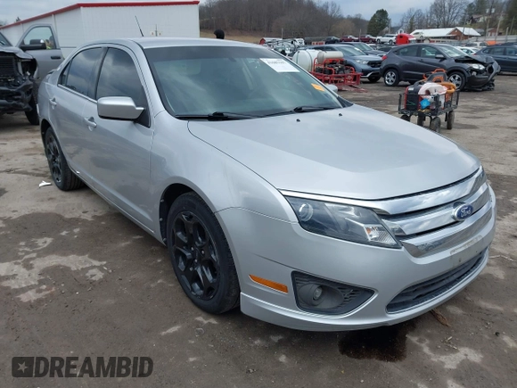 2010 Ford Fusion SE with VIN 3FAHP0HA3AR295047, listed as a IAAI auction lot 41685107 with 131,999 mi miles. Bid and sale history available at carsss.com. Image 1.