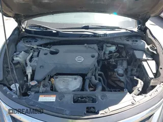 2015 Nissan Altima S with VIN 1N4AL3AP0FN324897, listed as a IAAI auction lot 41983678 with 184,042 mi miles and . Bid and sale history available at DreamBid. Image 10.
