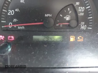 2002 Toyota Camry XLE z VIN 4T1BF32K42U531992, wystawiony jako IAAI lot #42294926 z przebiegiem 294 929 mil mil oraz . Historia ofert i sprzedaży dostępna na DreamBid. Obrazek 7.