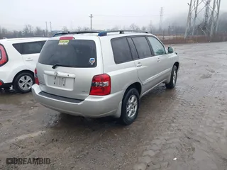 2006 Toyota Highlander w/3rd Row with VIN JTEEP21A160154175, listed as a IAAI auction lot 41505333 with 164,564 mi miles. Bid and sale history available at carsss.com. Image 4.