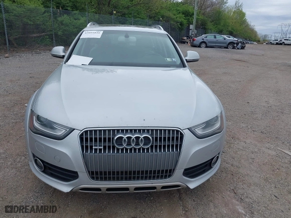 2013 Audi allroad Premium Plus with VIN WA1UFAFL0DA105820, listed as a IAAI auction lot 42095816 with 213,368 mi miles. Bid and sale history available at carsss.com. Image 13.