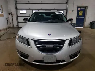 2011 Saab 9-5 Turbo4 z VIN YS3GN4AR5B4007387, wystawiony jako Copart lot #57578455 z przebiegiem 278 323 mil mil oraz Tytuł czysty. Historia ofert i sprzedaży dostępna na DreamBid. Obrazek 5.