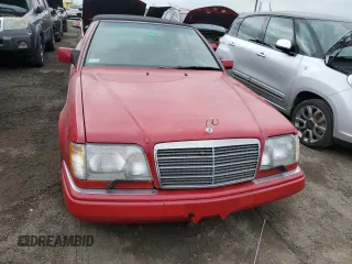 1995 Mercedes-Benz E Class with VIN WDBEA66EXSC250371, listed as a Copart auction lot 76722414 with 52,766 mi miles and Non Repairable. Bid and sale history available at carsss.com. Image 5.