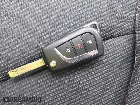 2021 Toyota RAV4 LE z VIN 2T3H1RFV8MW182801, wystawiony jako IAAI lot #42519435 z przebiegiem 44 932 mil mil oraz . Historia ofert i sprzedaży dostępna na DreamBid. Obrazek 11.