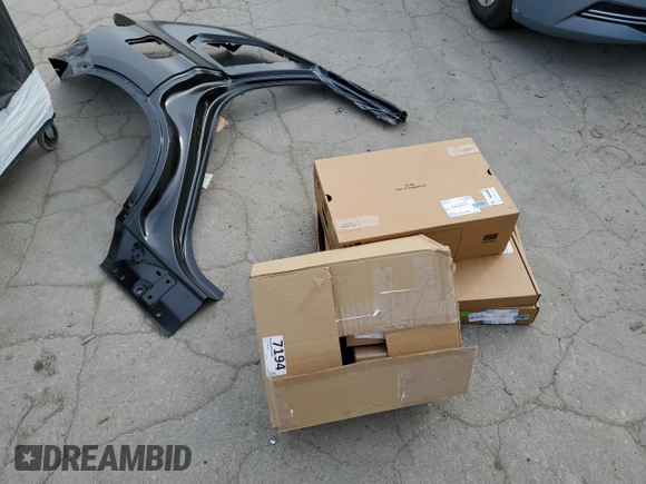 2022 BMW X5 xDrive40i with VIN 5UXCR6C0XN9M91261, listed as a Copart auction lot 45129823 with 8,786 mi miles and . Bid and sale history available at DreamBid. Image 12.